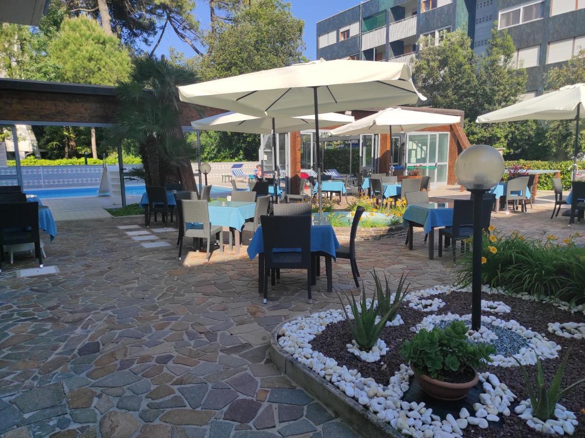 Hotel Ai Pini Grado Exterior foto
